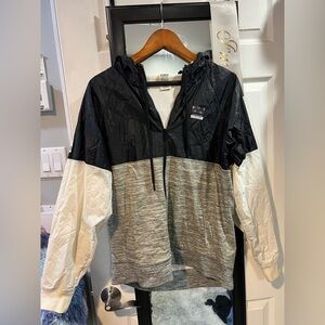 Victoria Secret Pink windbreaker - XS​